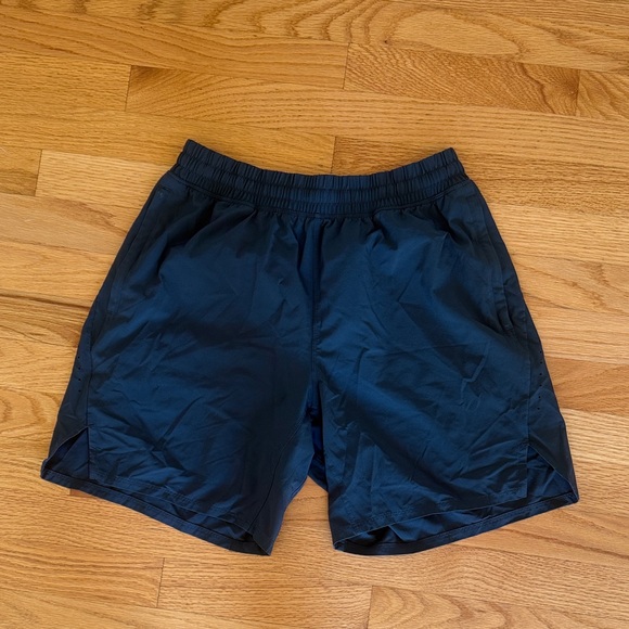 Men's athletic Shorts - Picture 1 of 1